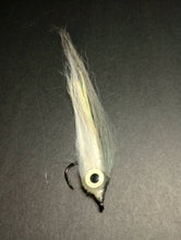 Load image into Gallery viewer, Weedless Thin Minnow Pike Bass Walleye Glow Flies